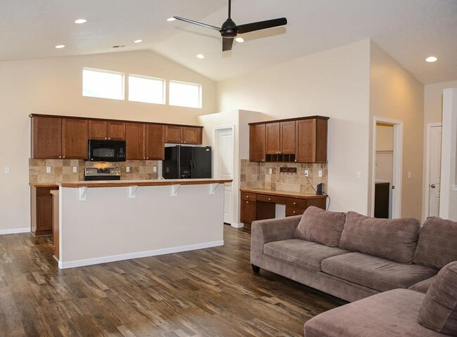 Photo - 3 Bed Home with Attached Garage