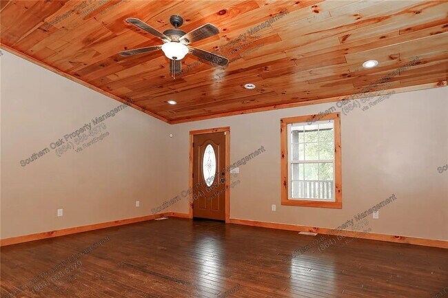 Photo - 112 Aiken St