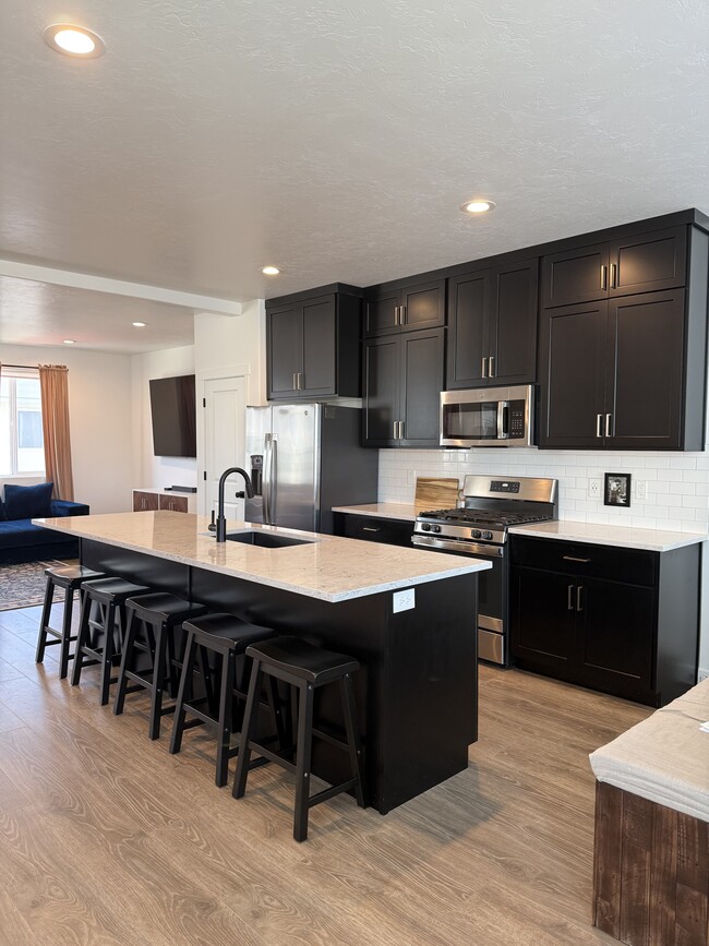 Photo - 508 S 1080 W