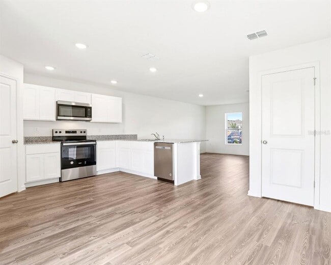 Photo - 673 Hillview Lp