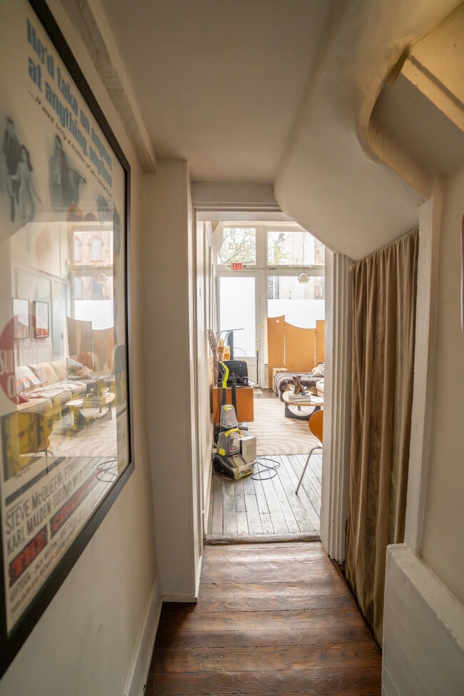 Photo - 814 Elm St Unit 1