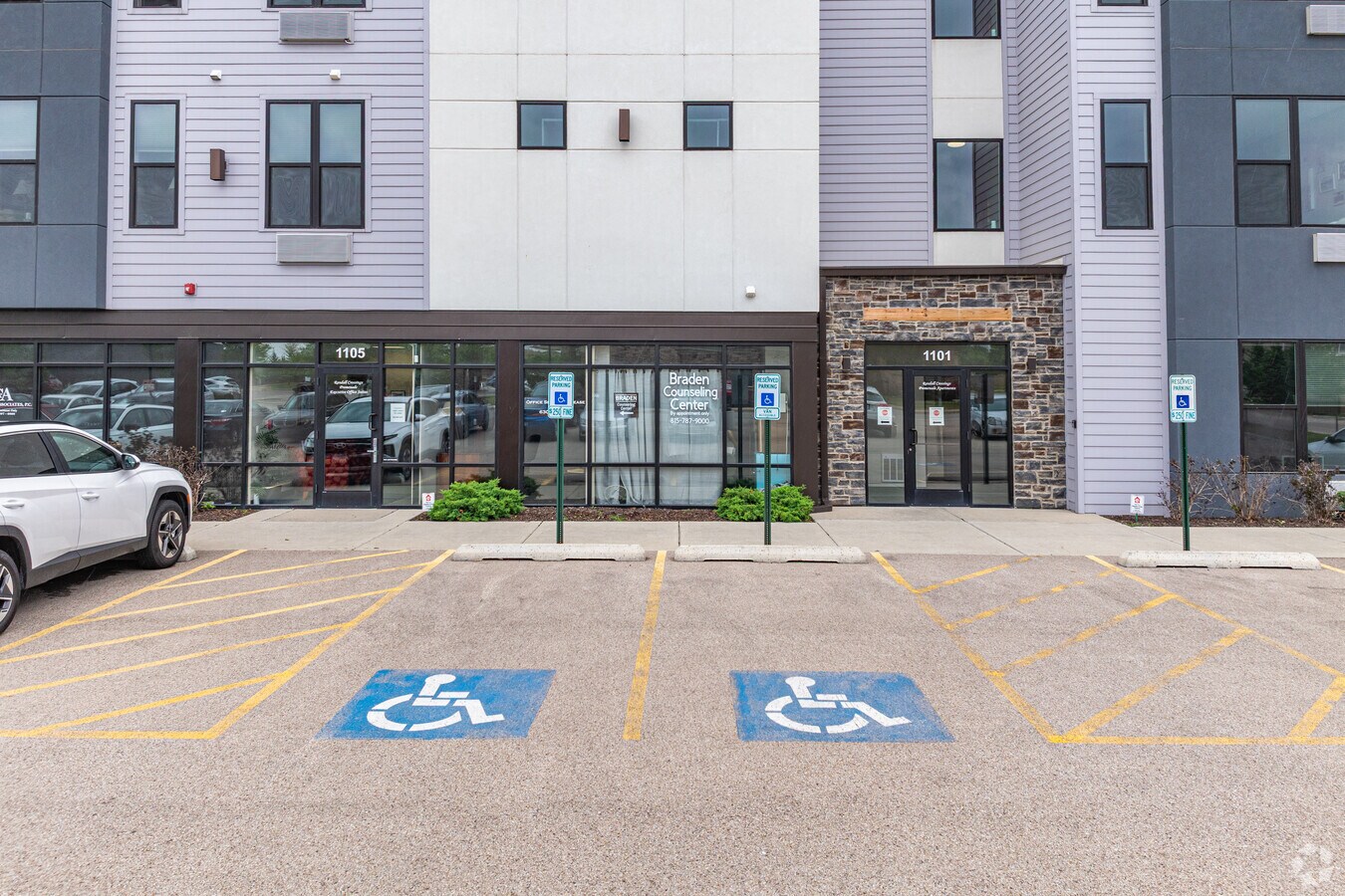 Entrance - Randall Crossings Promenade