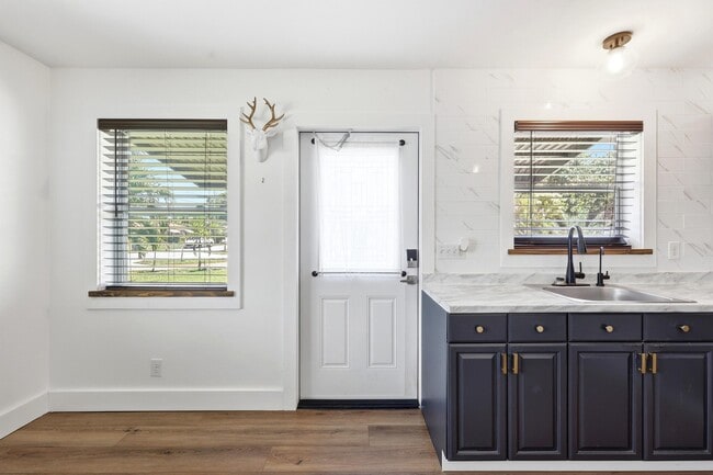 Photo - 2708 Hinda Rd Unit 2708