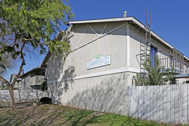 Almond Wood Apartments - Almond Wood Apartments