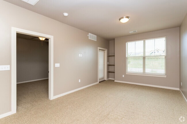 1BR, 1BA - Goldenrod 2