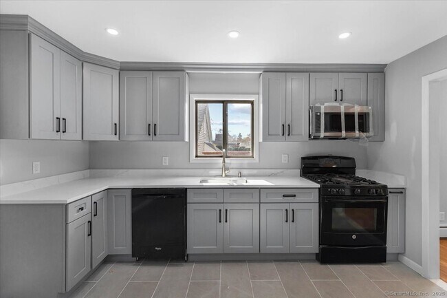 Photo - 88 Horton St Unidad 1st floor