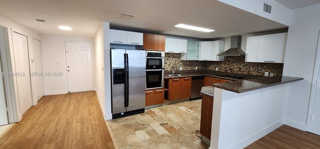 Photo - 170 SE 14th St Unit 1408
