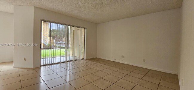990 Coral Club Dr Unit 990