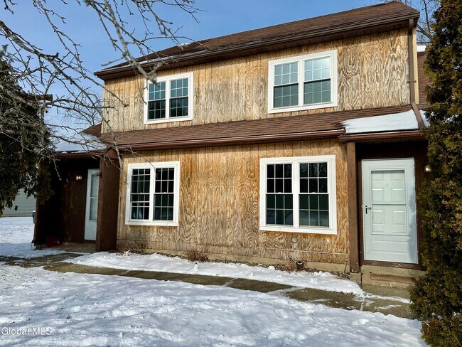 Photo - 31 Suncrest Dr