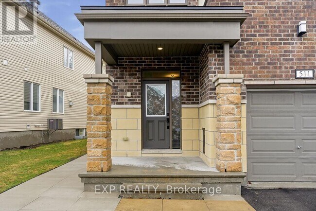 Photo - 511 Parade Dr