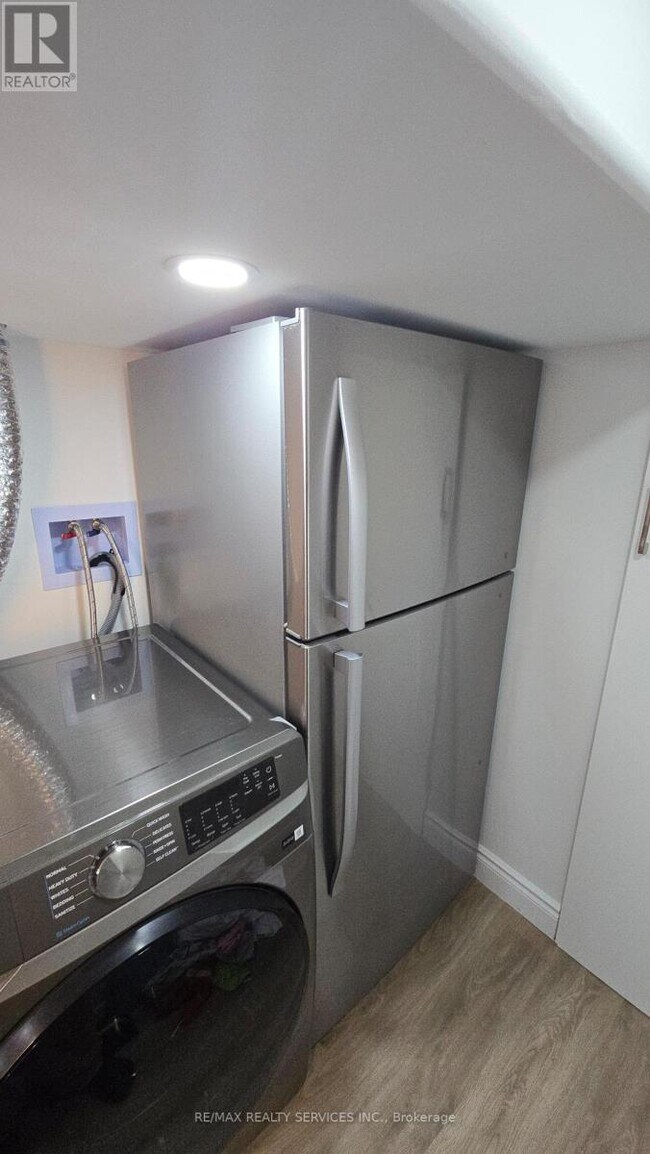 Photo - 920 Tartan Ct