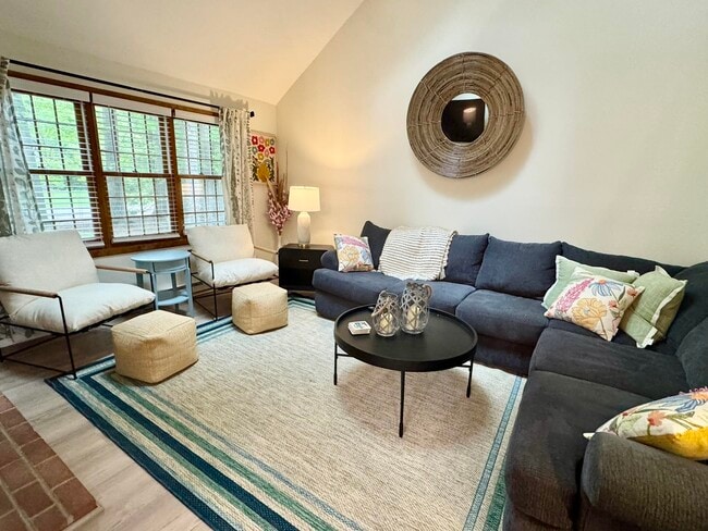 Photo - 20 Golf View