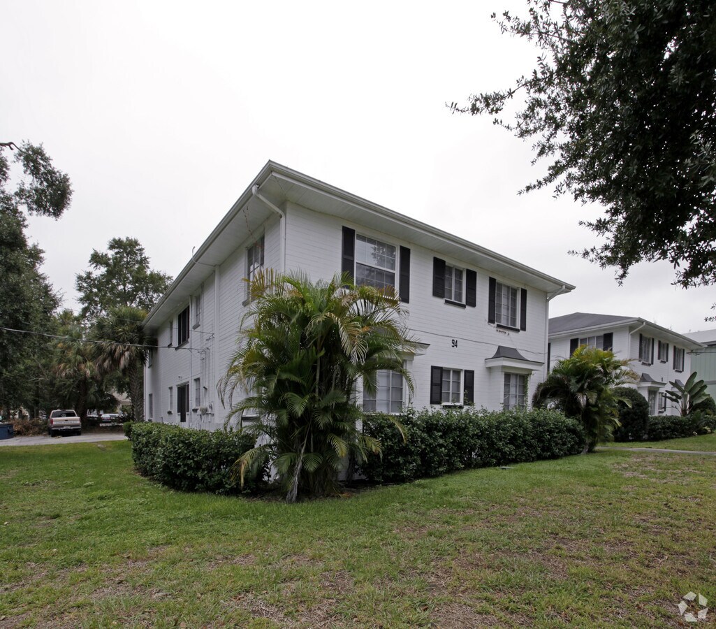 Photo - Columbia Crest Apartments