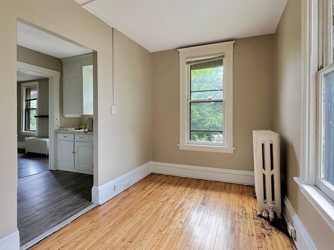 Photo - 3103 Dupont Ave S