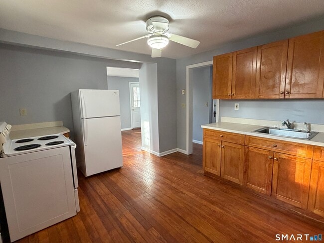 Photo - 3 Greenwood St