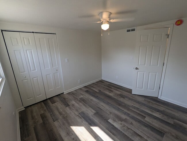 Photo - Dover Oaks LLC Unidad C