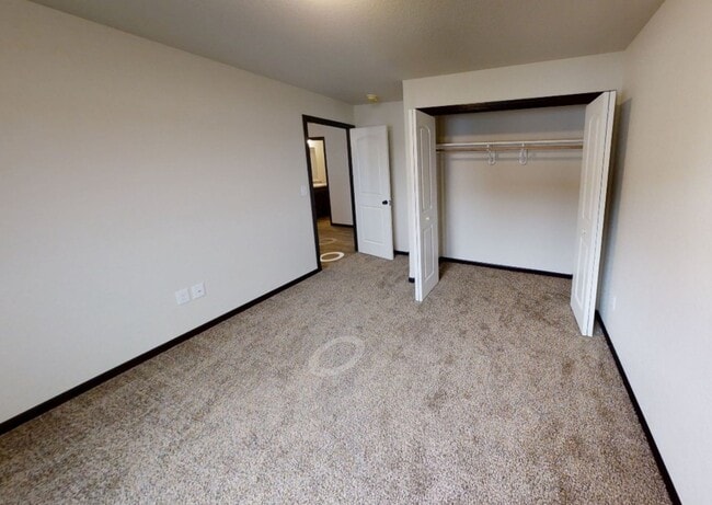 Fox Run Apartments