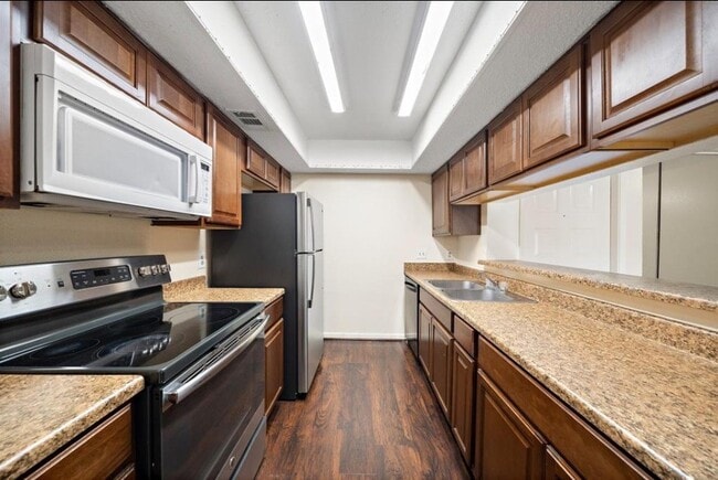 Photo - 2818 S Bartell Dr Unit 4