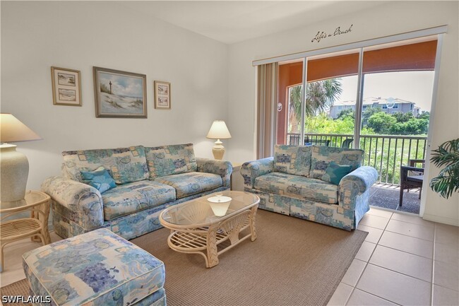 Building Photo - 15979 Mandolin Bay Dr Unit 202