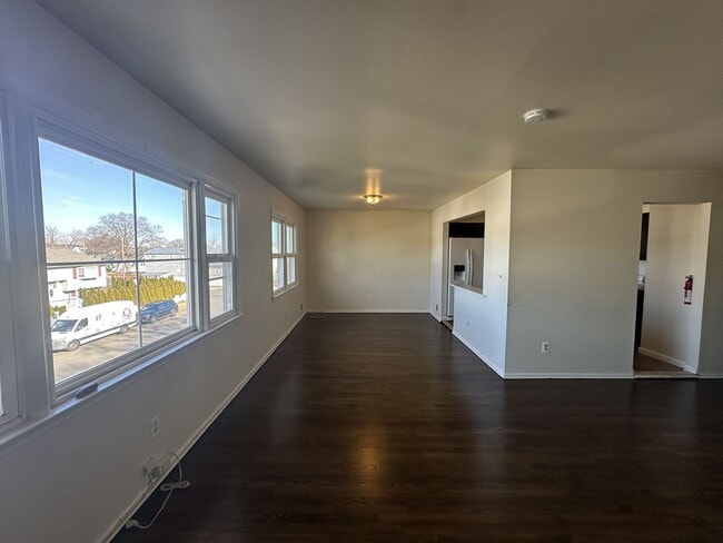 Photo - 12 Lincoln Ave Unit 2