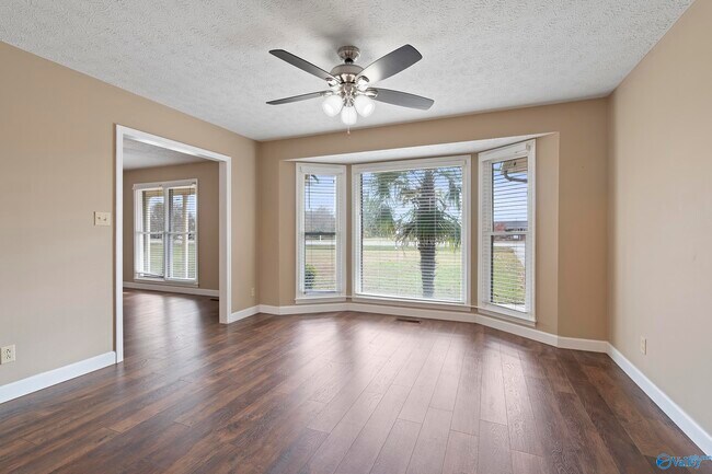 Photo - 15153 New Cut Rd