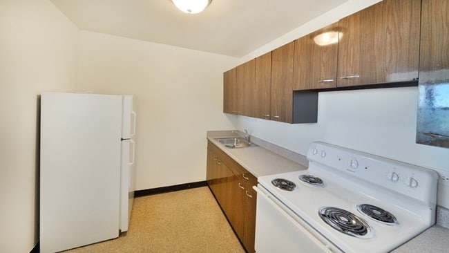 Una habitación, cocina - South Shore Beach Apartments