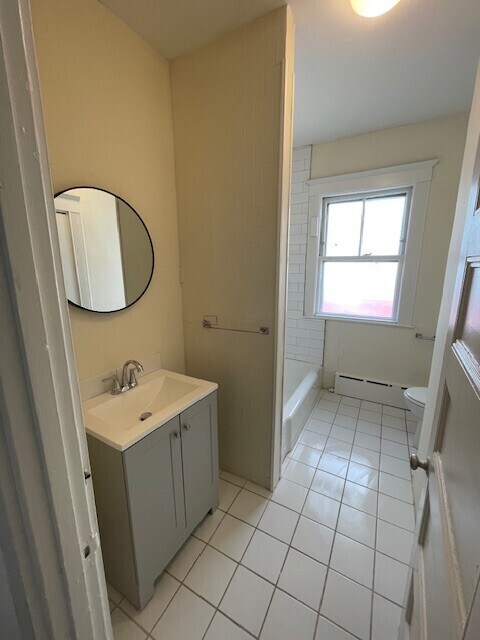 Photo - 81 College Ave Unit 1R