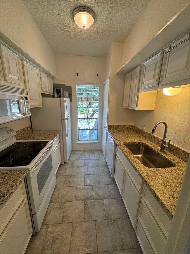 Photo - 4438 Harlanwood Dr Unit 211