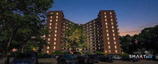 Building Photo - 91 Strawberry Hill Ave Unit 929