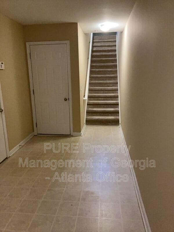Photo - 1555 River Park Blvd