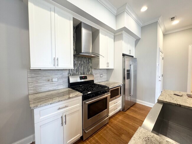 Photo - 951 W Huron St Unidad 402