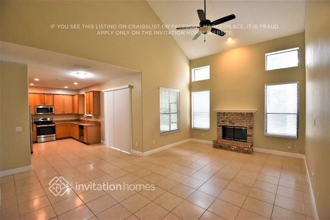 Photo - 900 Oak Chase Dr