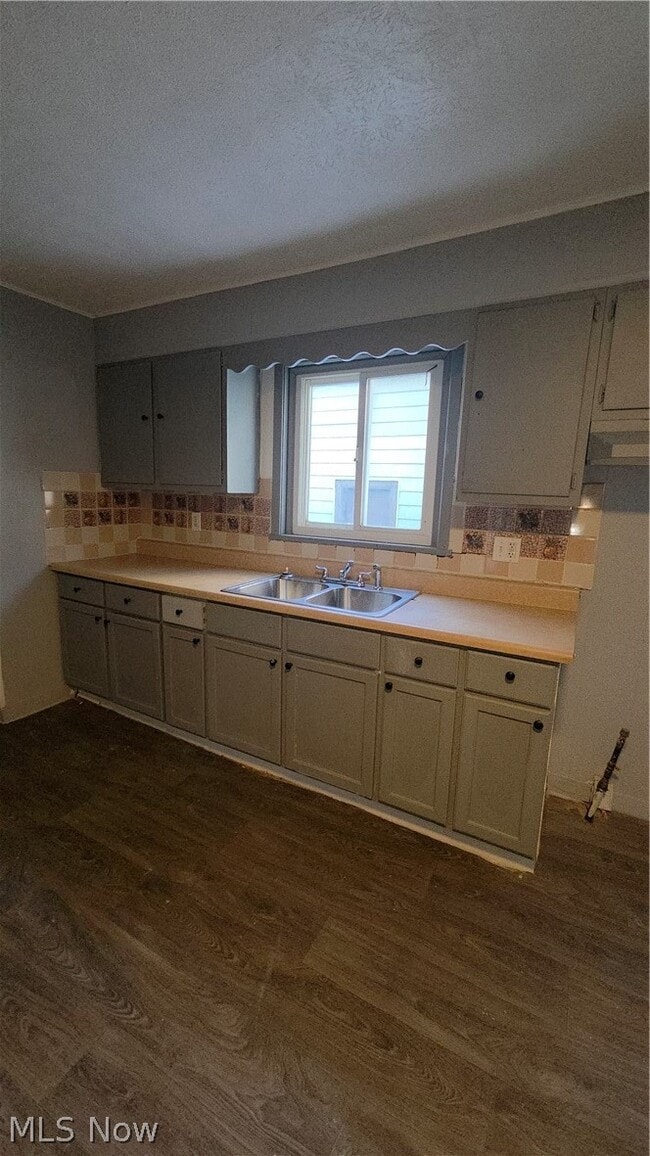 Photo - 7209 Park Ave