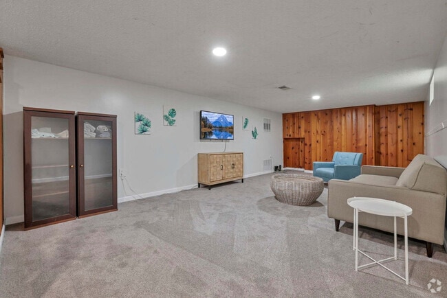 Building Photo - 3695 Montclair Dr Unit ID1250574P Rental