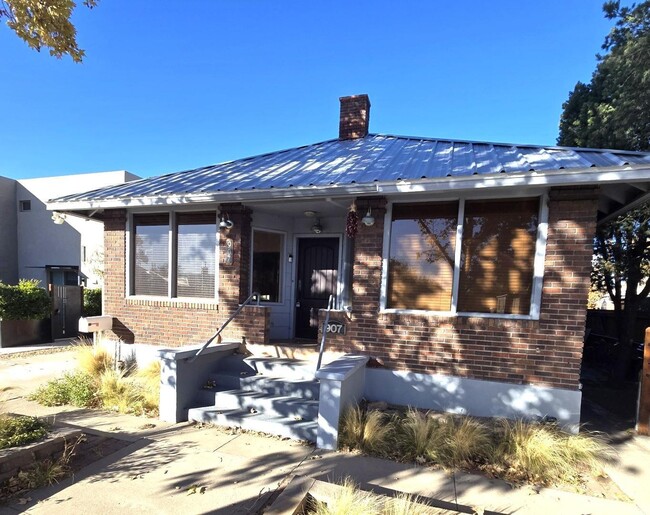 Photo - 907 Silver Ave SW Townhome