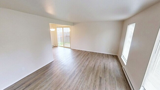 Photo - 2319 Wilson Ave Unit B