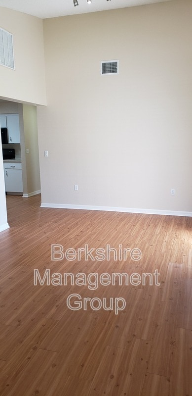 Photo - 1132 Brook Meadow Dr