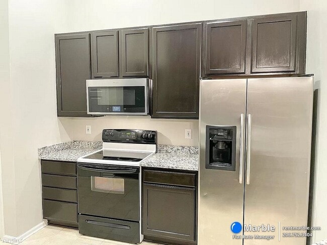 Photo - 2 br, 2 bath Condo - 3019 Hunting Ridge Dr