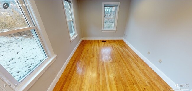 Building Photo - 428 Franklin St Unit 429-1L Rental