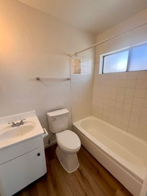 Photo - 1260 Beachwood Dr Unidad #34