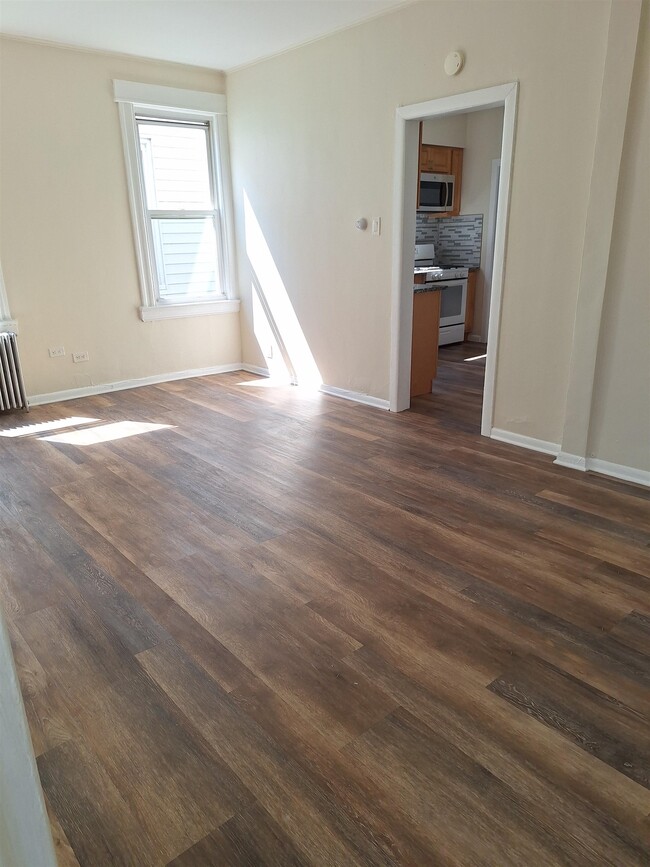 Photo - 589 Avenue A Unit 2F