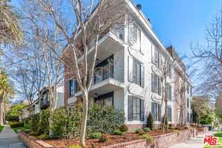 Building Photo - 9191 Charleville Blvd Unit 102