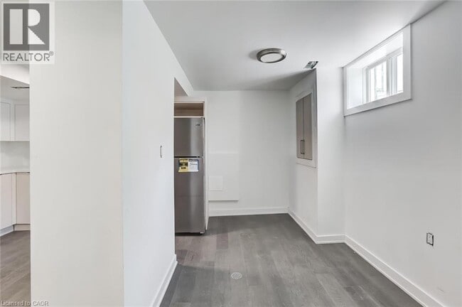 Photo - 38 Thirty Third St Unit Lower