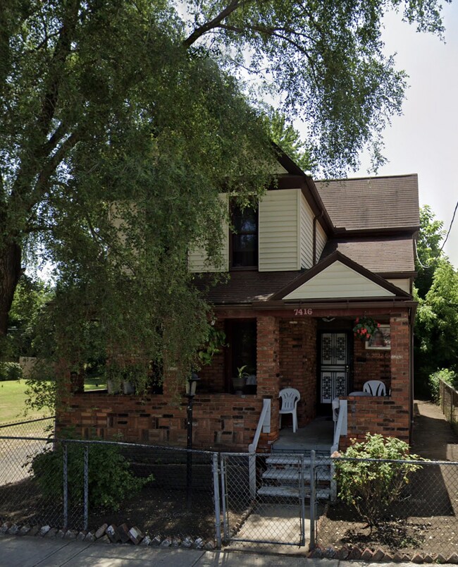 Building Photo - 7416 Star Ave