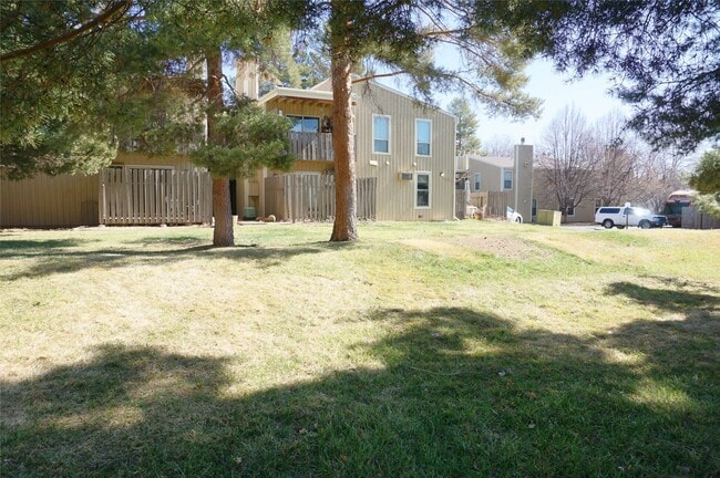 Building Photo - Cozy 2 bedroom 1 bath condo for rent right in Niwot at Cottonwood Park! Unit 41