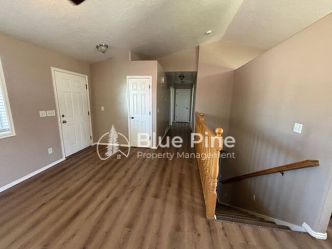 Photo - 3904 E Lorna Ave