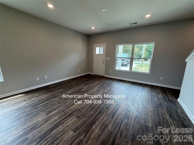 Photo - 504 N Broad St