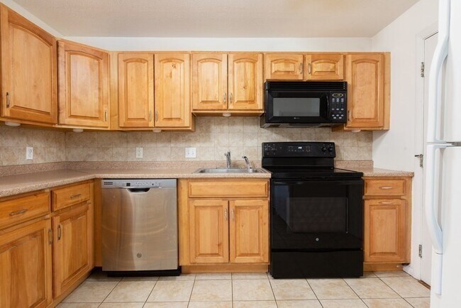 Photo - 15 Francis St Unit #41