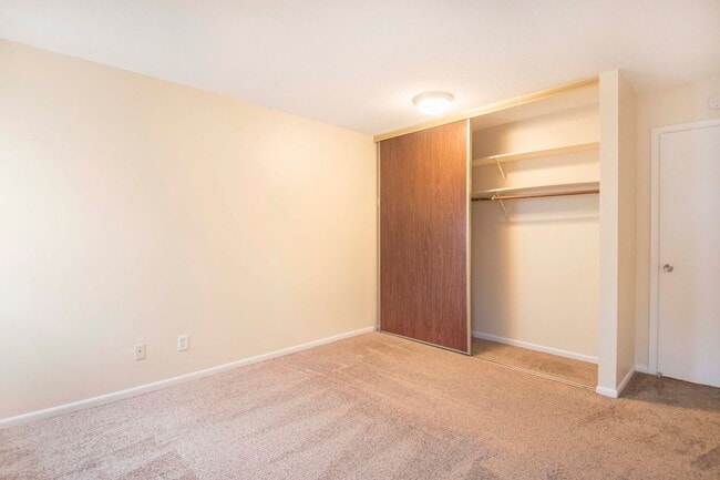 Bay Pointe Apartments