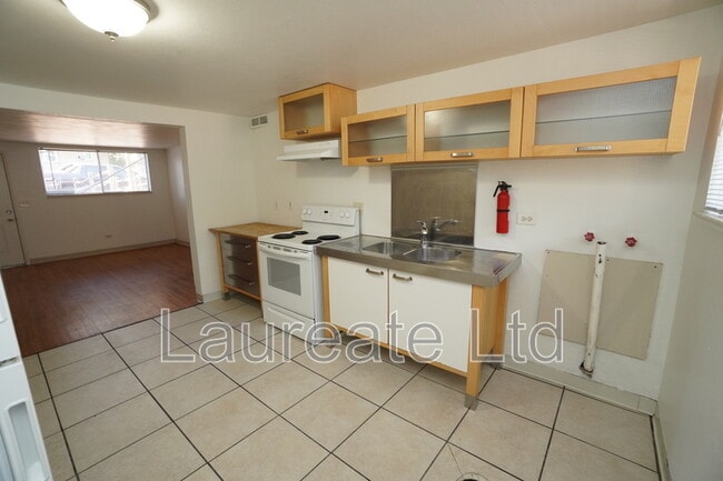 Photo - 5550 W 3rd Pl Unit #5